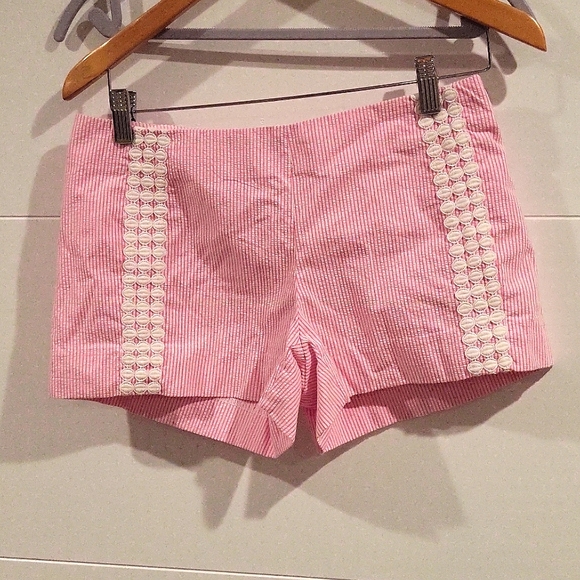Shorts - Picture 1 of 3